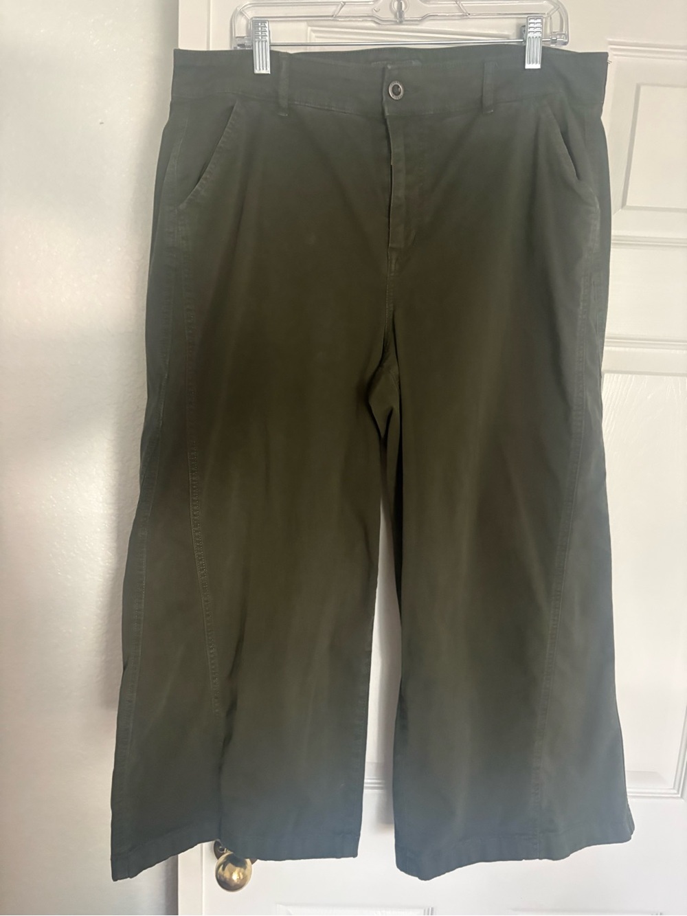 Women’s Olive Green Wide Leg Pants